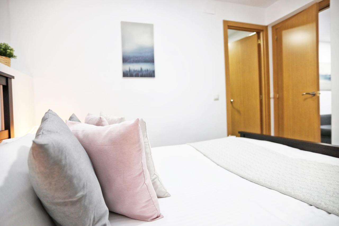Апартаменты Holidays2Malaga Goya - Zona Huelin & 500 Mts De La Playa Экстерьер фото