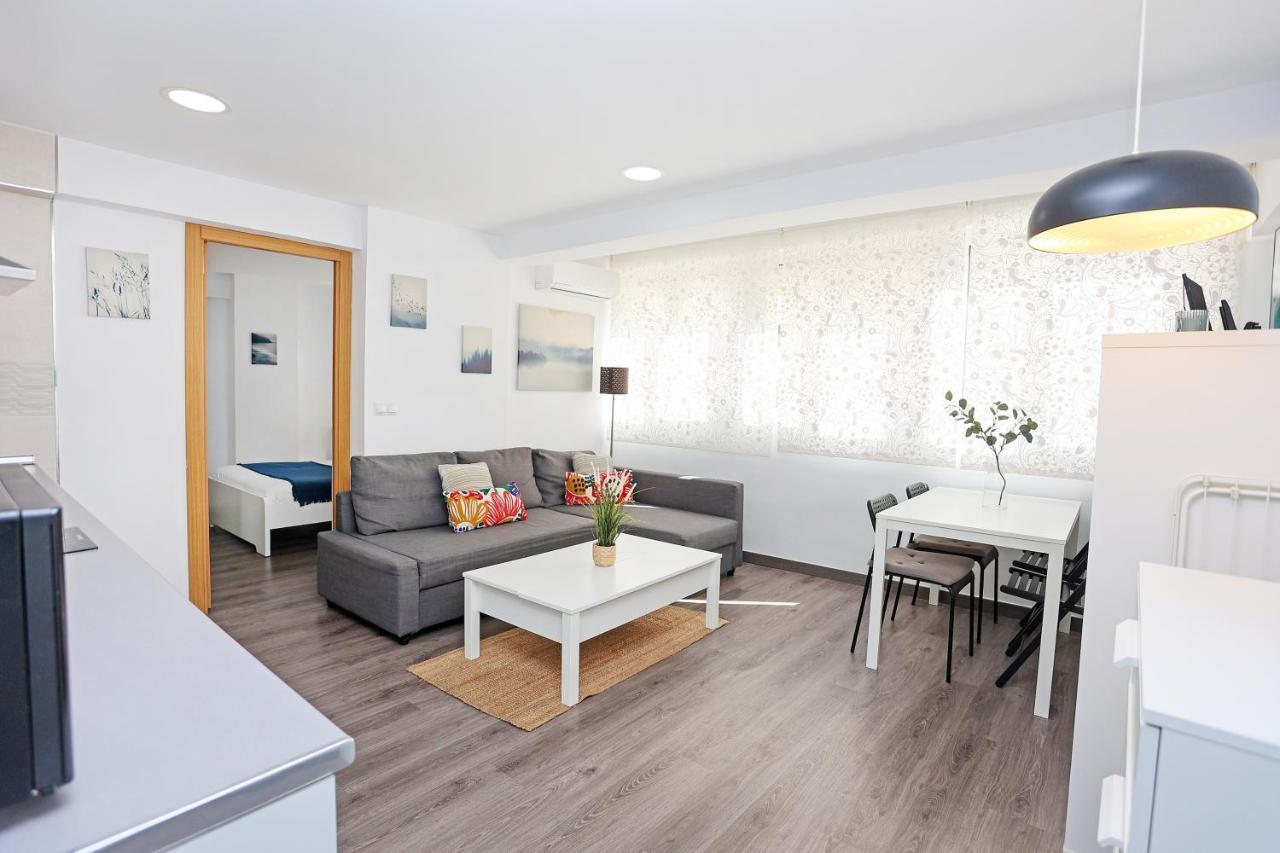 Апартаменты Holidays2Malaga Goya - Zona Huelin & 500 Mts De La Playa Экстерьер фото